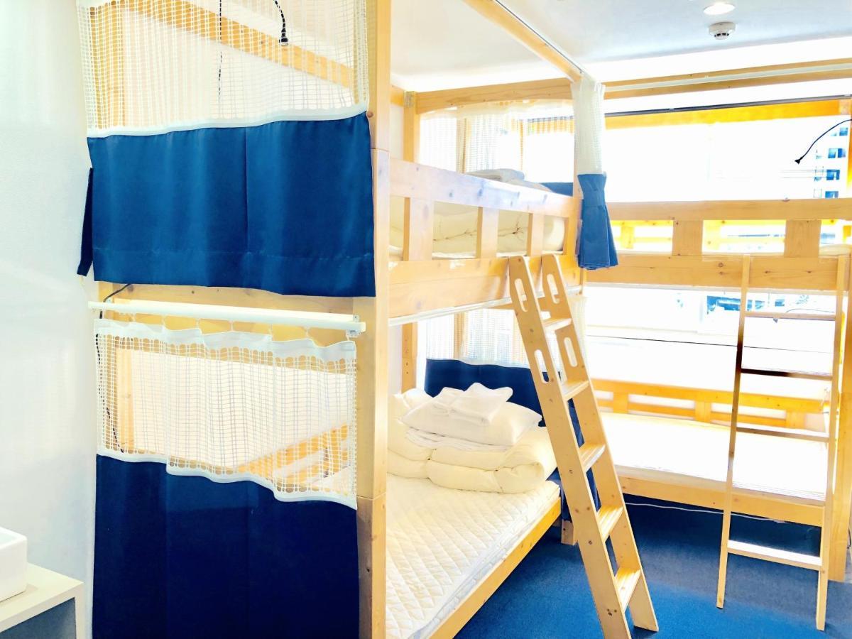 Very Hostel Namba Osaka Esterno foto